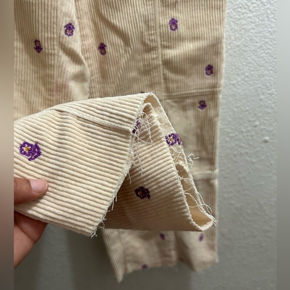 Pacsun Off White Embroidered Corduroy Low Rise Puddle Pants XS - Picture 9 of 13
